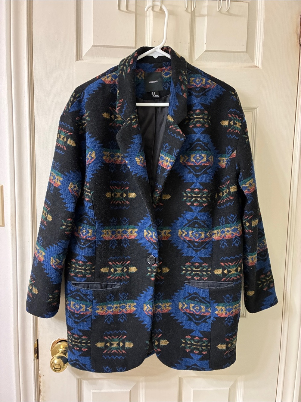 🌷3 for $25🌷Forever 21, US M, Black Blue & Yellow Southwest Pattern Coat